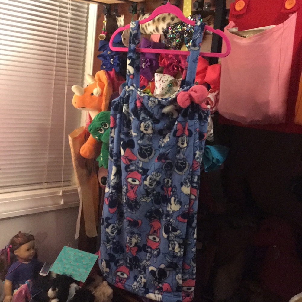 Disney Fleece Minnie Shower Robe/swim cover up S-M